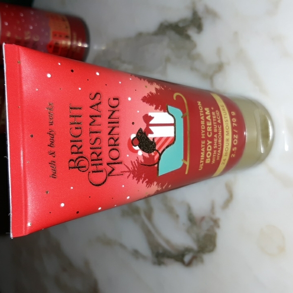 Bath & Body Works "Bright Christmas Morning" 3pc. Travel Set - Picture 8 of 10